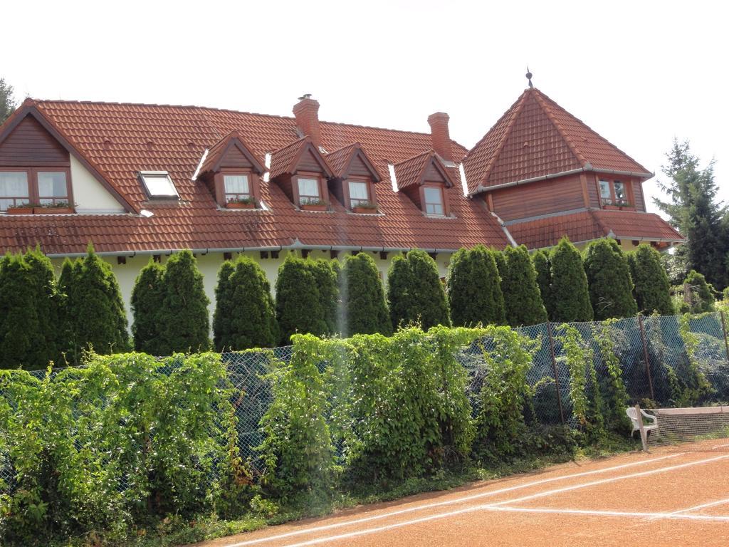 Palatinus Apartmanok Keszthely Buitenkant foto